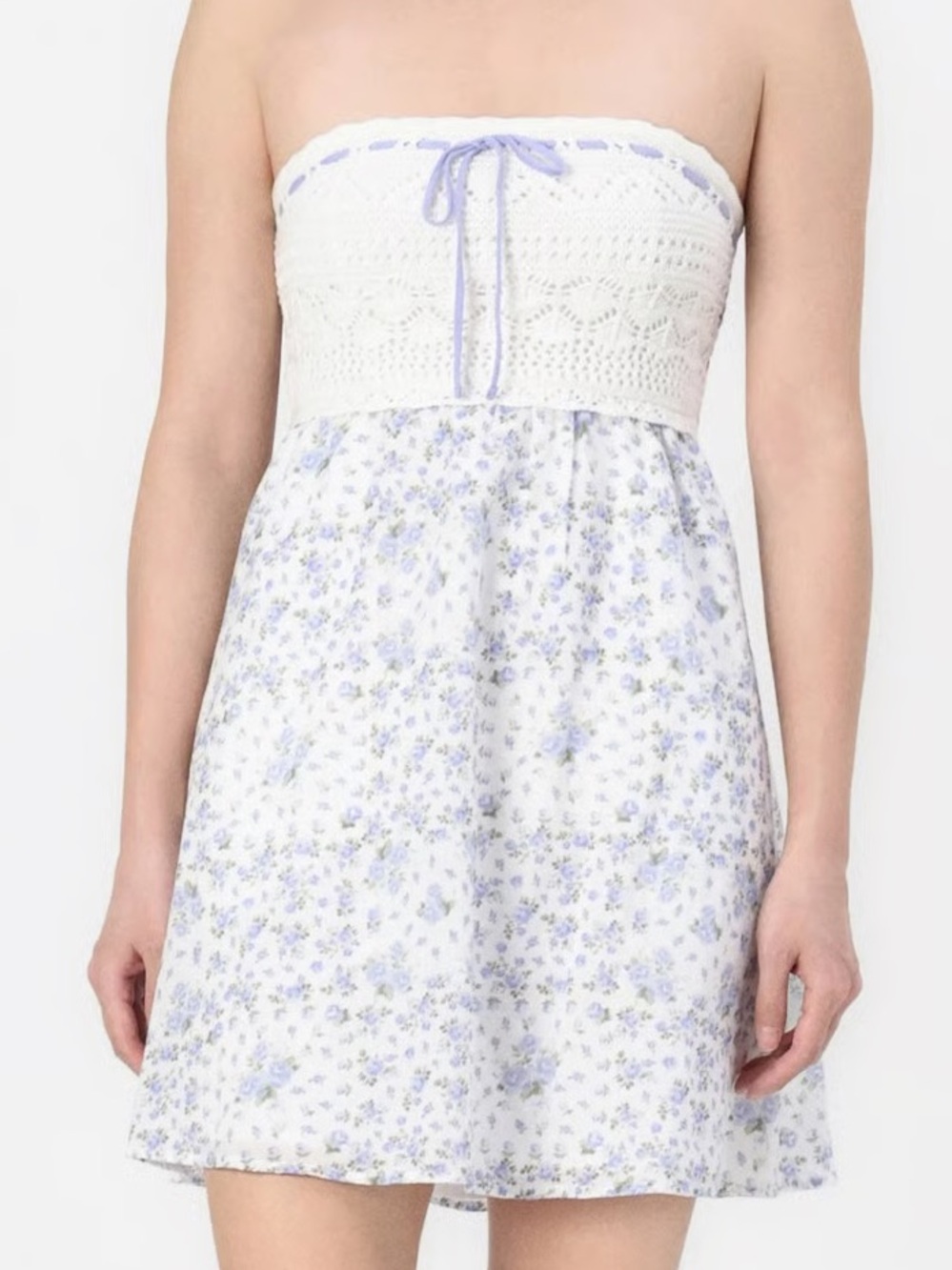 Hollister Medium Strapless Crochet Bodice Floral Mini Dress in White and Blue